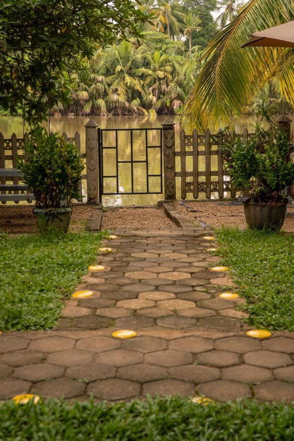 Luvi Lucas River Side Weligama Zewnętrze zdjęcie